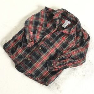4/25$ 🦋 Plaid button down shirt for toddler